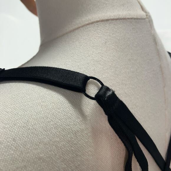 Victoria's Secret Very Sexy Lightly Lined Front Clip Plunge Bra 34/D Geometric - Picture 9 of 15